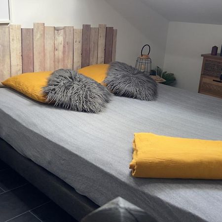 Douceur Du Sud Apartment Vitrolles  Bagian luar foto